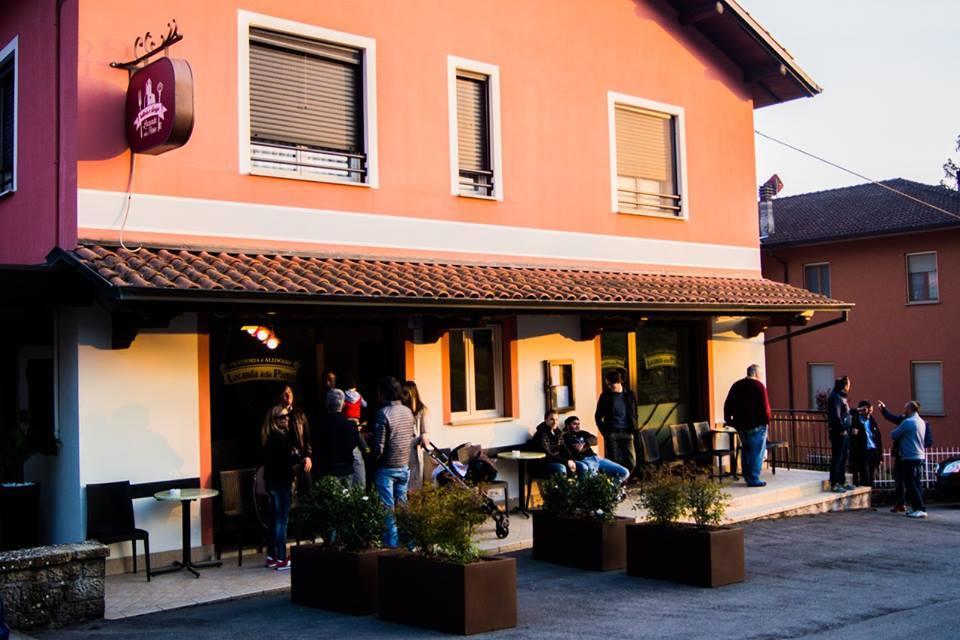 Locanda Della Pieve Tizzano Val Parma Exterior foto